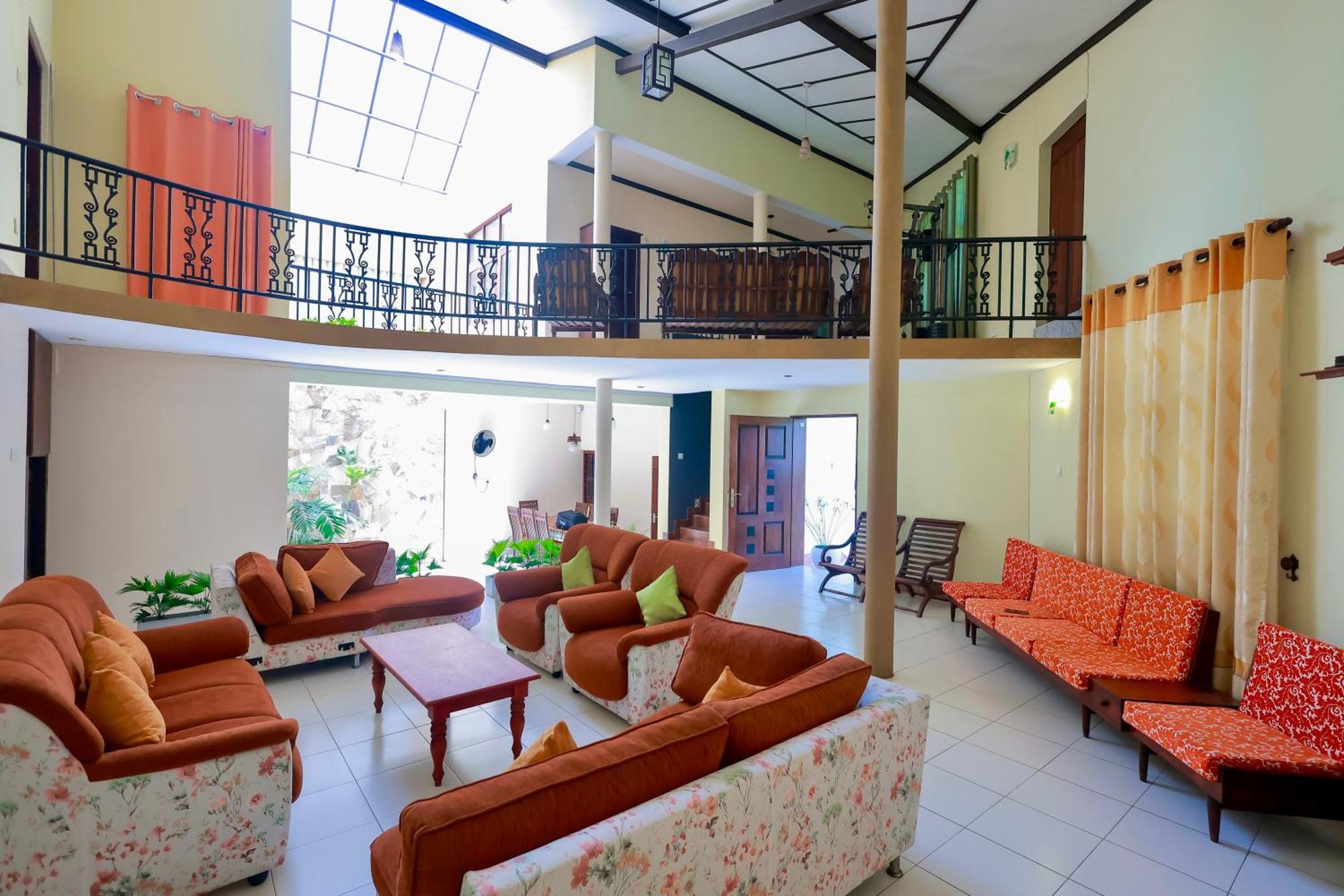 Limeshine - Airport Transit Hotels & Residences Katunayake Exterior photo